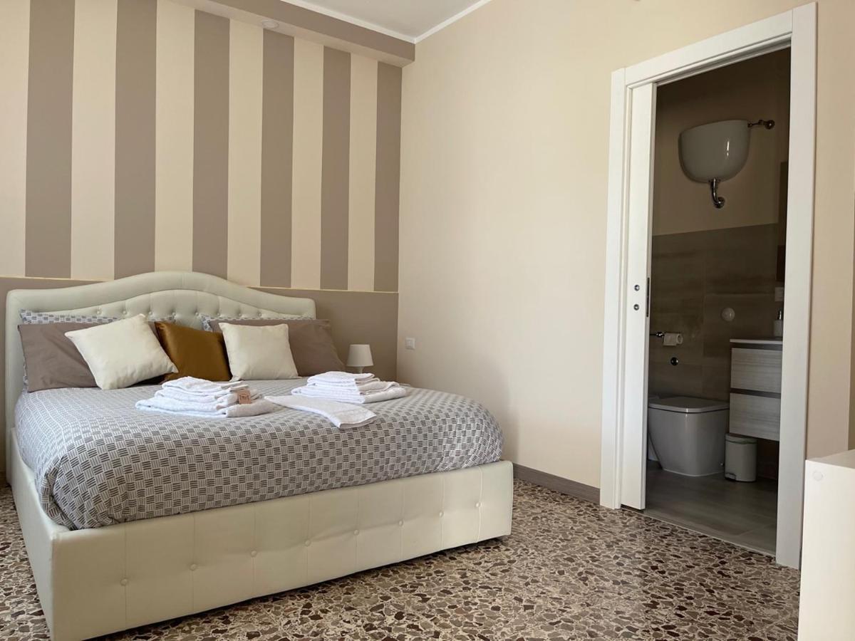 Mirabella Eclano B&B Domus D'Italia מראה חיצוני תמונה