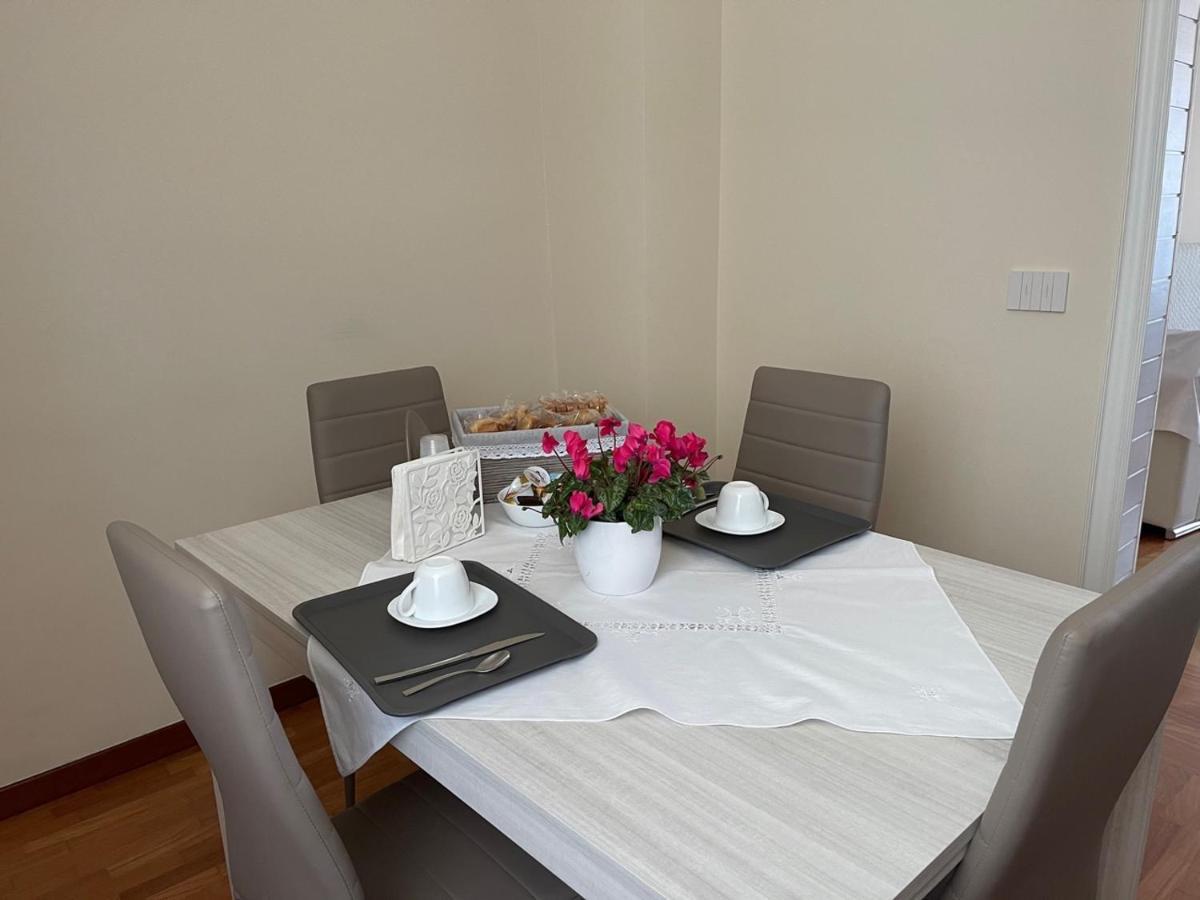 Mirabella Eclano B&B Domus D'Italia מראה חיצוני תמונה